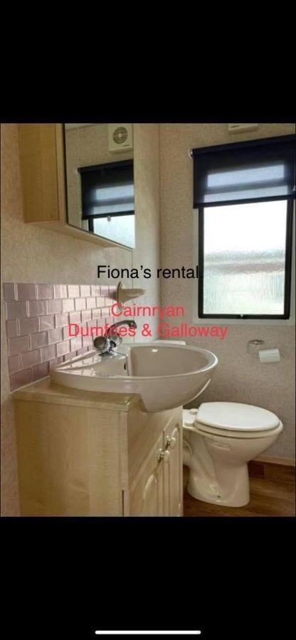 Fiona,S Rental Caravan In Cairnryan -D & G 斯特兰拉尔 外观 照片